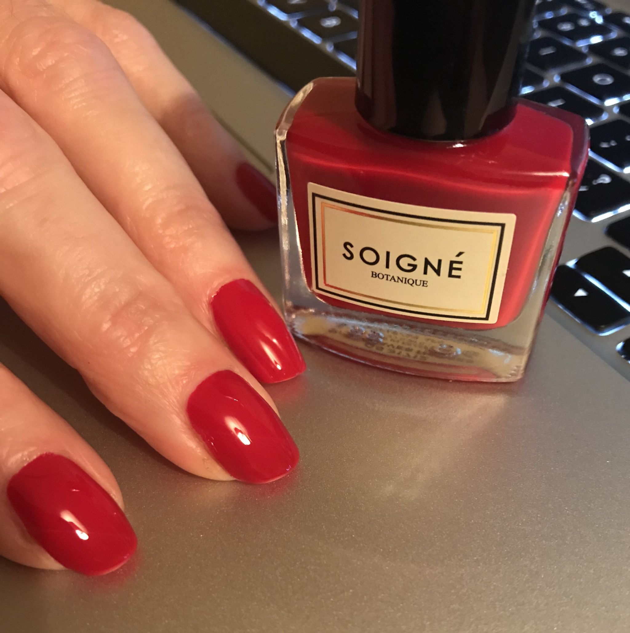 SOIGNÉ Nail Polish