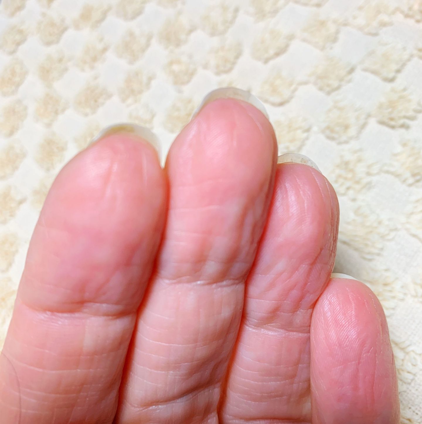 What hides behind your fingernails?